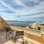 Appartement Prime Qawra With Balcony, Ac, Full Kitchen & Wifi By 360 Estates