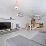 Appartement Prime Qawra With Balcony, Ac, Full Kitchen & Wifi By 360 Estates *