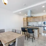 Prime Qawra With Balcony, Ac, Full Kitchen & Wifi By 360 Estates San Pawl il-Baħar
