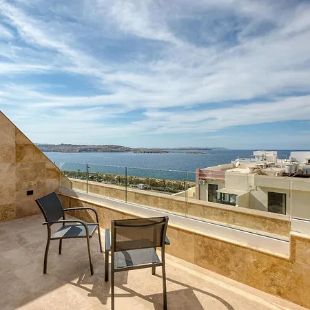 Apartment Prime Qawra With Balcony, Ac, Full Kitchen & Wifi By 360 Estates