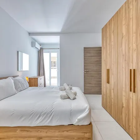 Prime Qawra With Balcony, Ac, Full Kitchen & Wifi By 360 Estates *