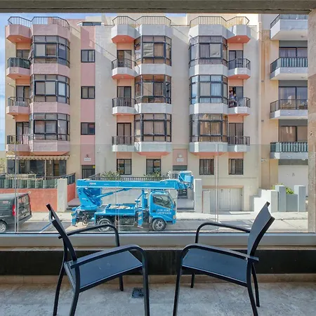 Prime Qawra With Balcony, Ac, Full Kitchen & Wifi By 360 Estates *