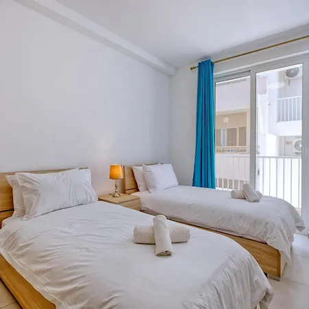 Prime Qawra With Balcony, Ac, Full Kitchen & Wifi By 360 Estates