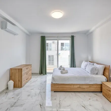 Prime Qawra With Balcony, Ac, Full Kitchen & Wifi By 360 Estates Apartman