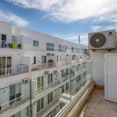 Prime Qawra With Balcony, Ac, Full Kitchen & Wifi By 360 Estates