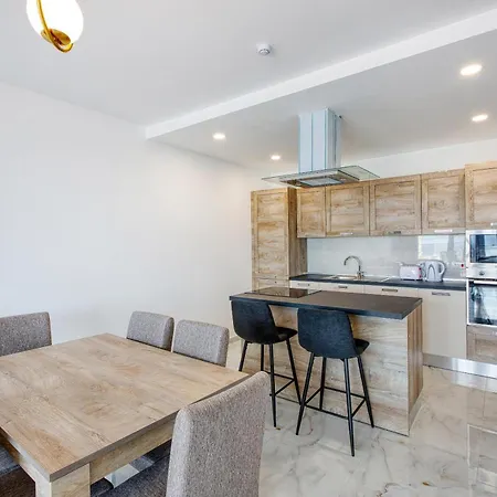 Prime Qawra With Balcony, Ac, Full Kitchen & Wifi By 360 Estates Сент-Полс-Бей