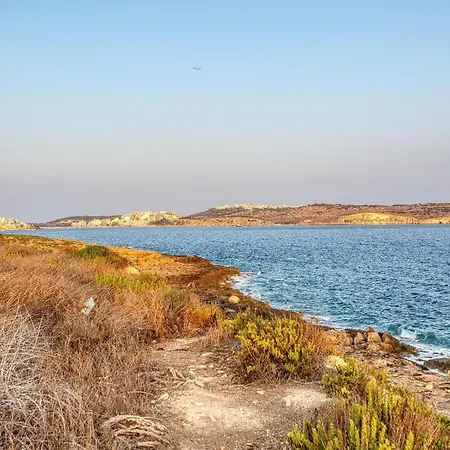 Prime Qawra With Balcony, Ac, Full Kitchen & Wifi By 360 Estates * Сент-Полс-Бей